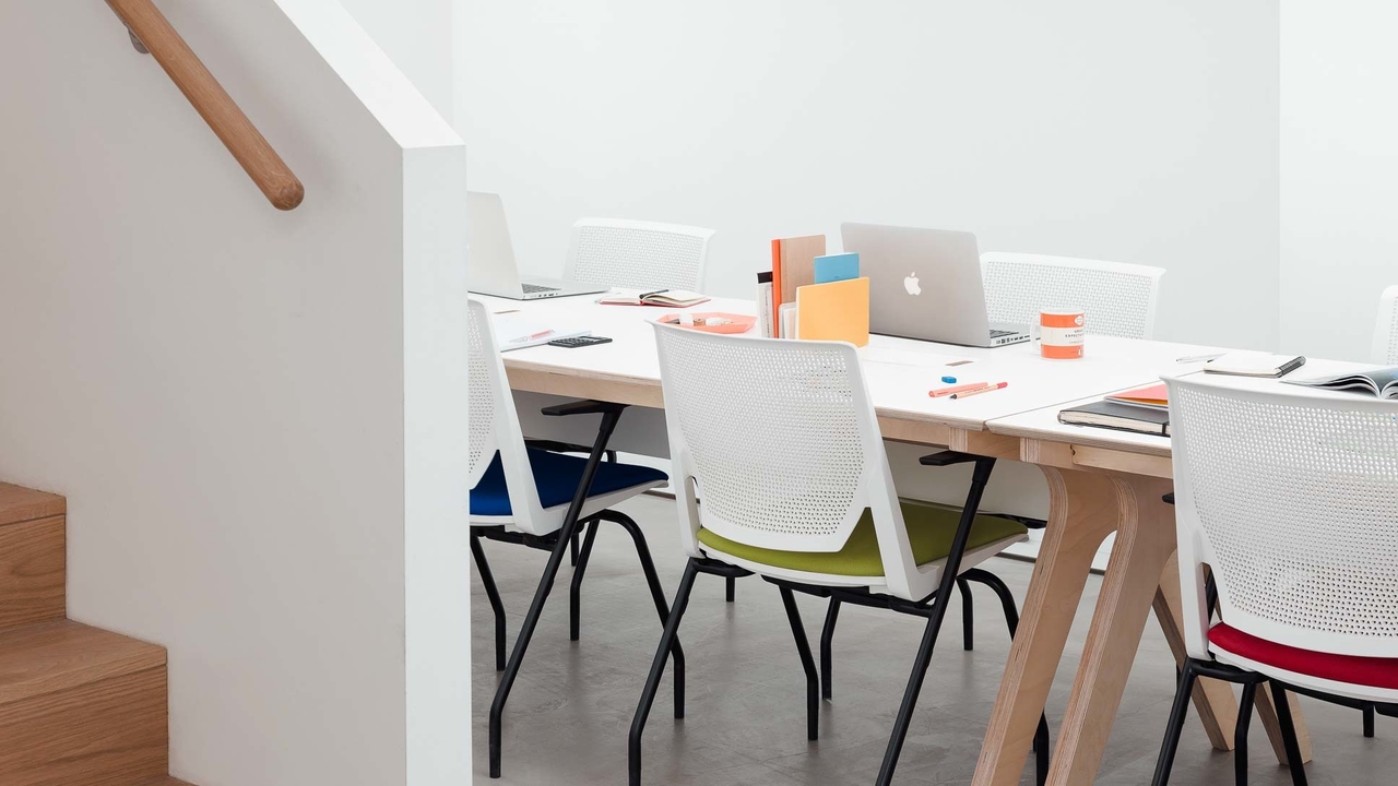 Team desk in context